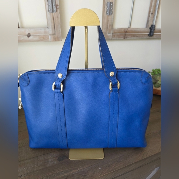 Henri Bendel West 57th Blue Leather Laptop Bag With Crossbody Strap & Lock - Picture 8 of 15